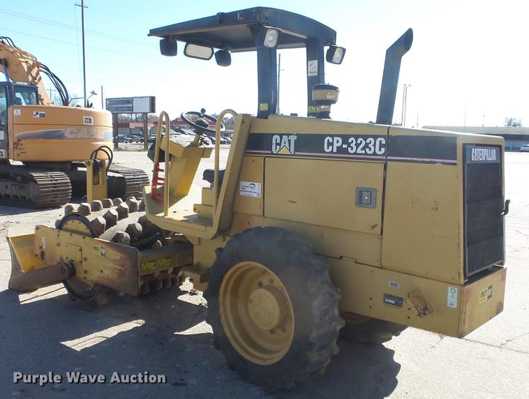 image for item DC1314 2006 Caterpillar CP-323C single drum vibratory roller