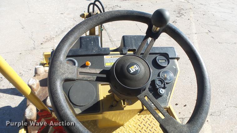 image for item DC1314 2006 Caterpillar CP-323C single drum vibratory roller