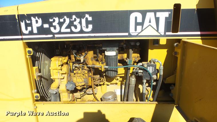image for item DC1314 2006 Caterpillar CP-323C single drum vibratory roller