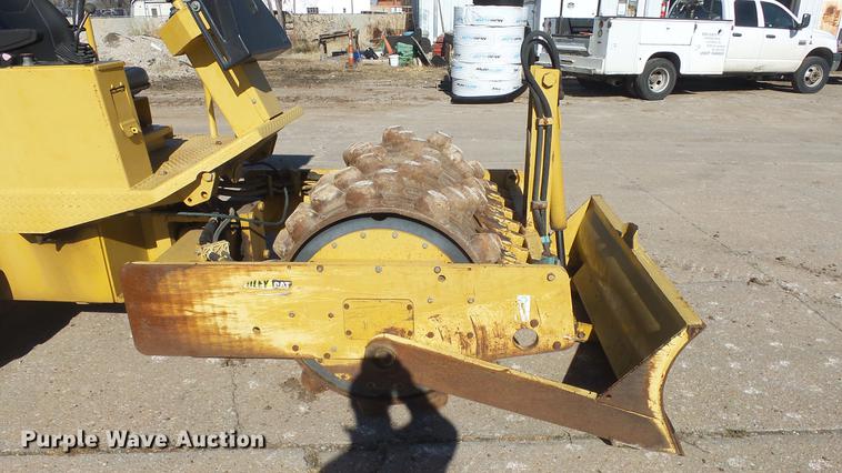 image for item DC1314 2006 Caterpillar CP-323C single drum vibratory roller