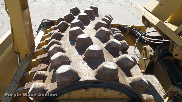image for item DC1314 2006 Caterpillar CP-323C single drum vibratory roller