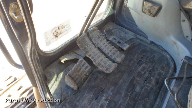 image for item DC1315 2007 Case CX225SR excavator