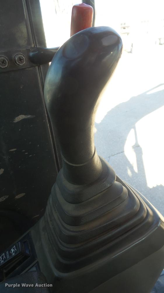 image for item DC1315 2007 Case CX225SR excavator