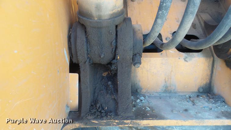 image for item DC1315 2007 Case CX225SR excavator