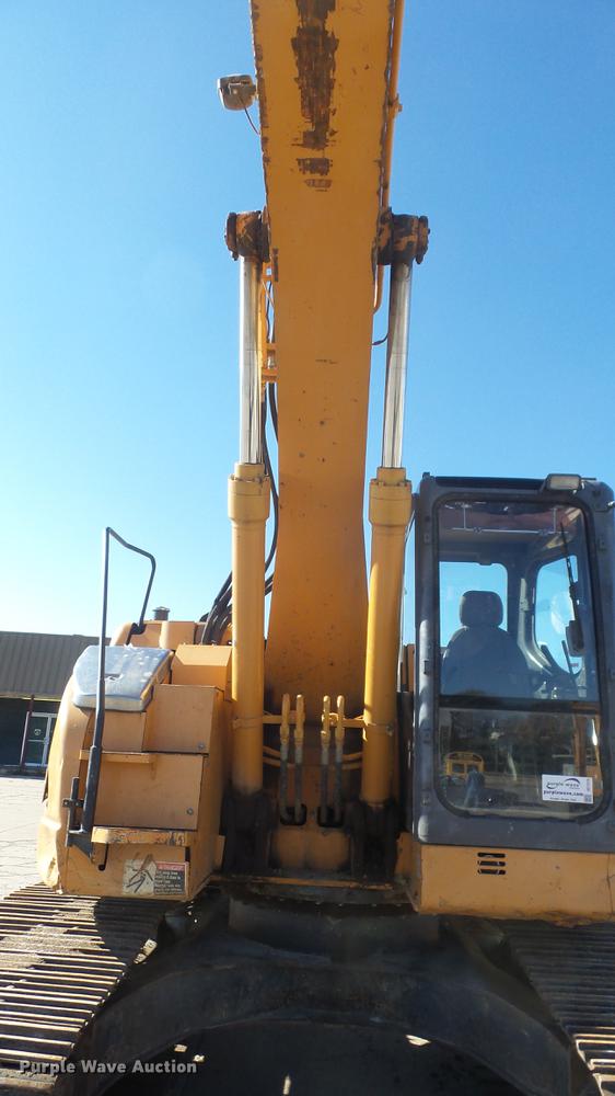 image for item DC1315 2007 Case CX225SR excavator