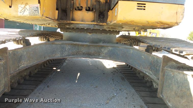 image for item DC1315 2007 Case CX225SR excavator
