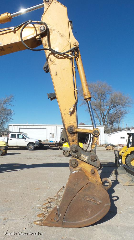 image for item DC1315 2007 Case CX225SR excavator