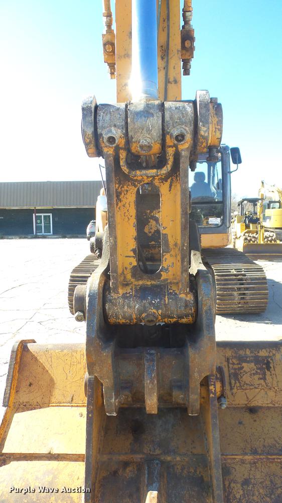 image for item DC1315 2007 Case CX225SR excavator