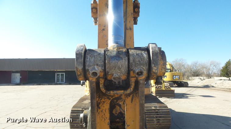 image for item DC1315 2007 Case CX225SR excavator