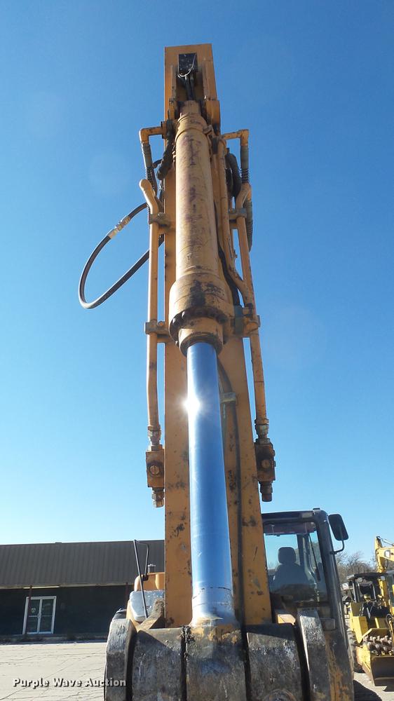 image for item DC1315 2007 Case CX225SR excavator