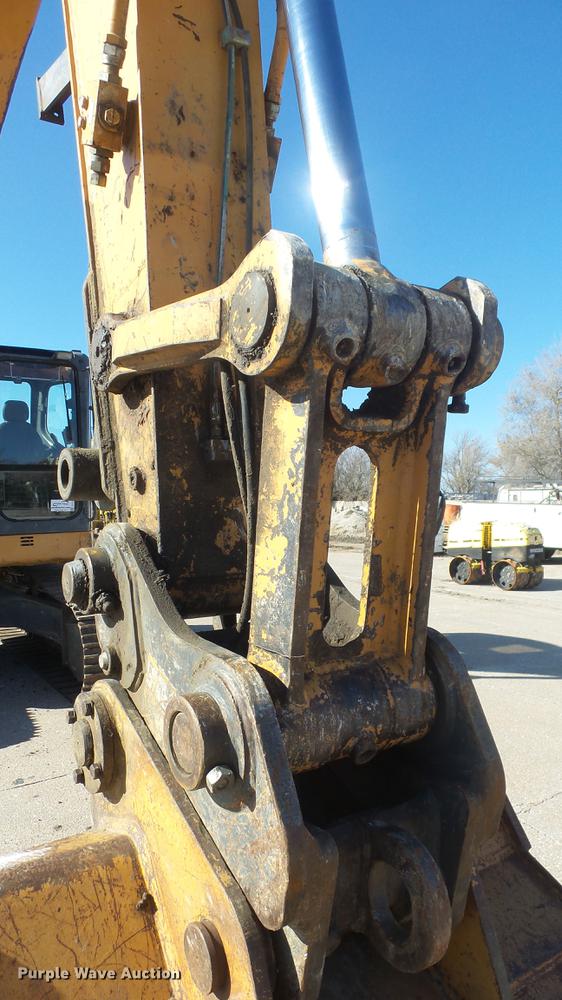 image for item DC1315 2007 Case CX225SR excavator