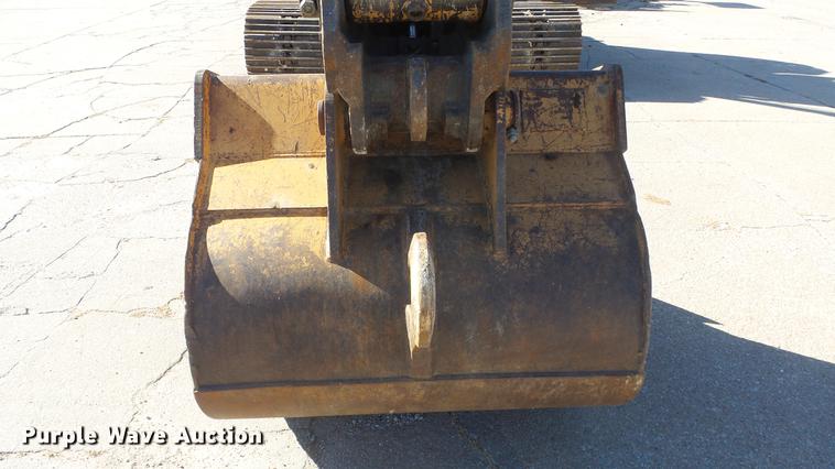 image for item DC1315 2007 Case CX225SR excavator