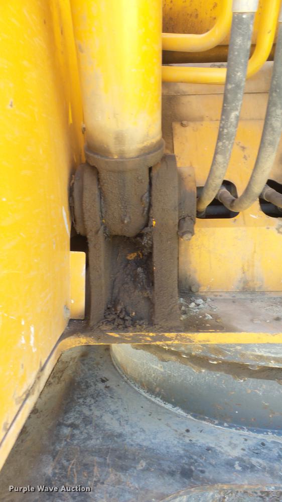 image for item DC1315 2007 Case CX225SR excavator