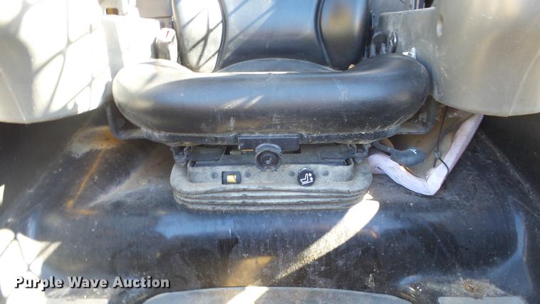 image for item DC1316 2015 Caterpillar 236D skid steer