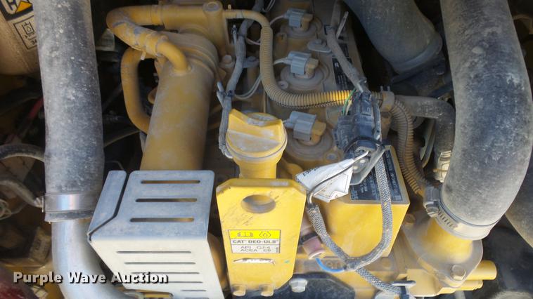 image for item DC1316 2015 Caterpillar 236D skid steer