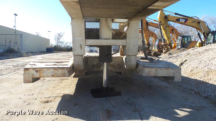 image for item DC1319 1991 Witzco Challenger RG50 lowboy equipment trailer