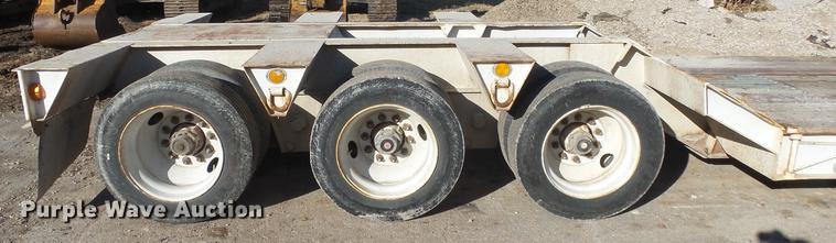 image for item DC1319 1991 Witzco Challenger RG50 lowboy equipment trailer