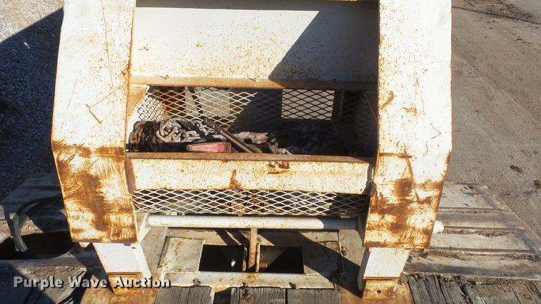 image for item DC1319 1991 Witzco Challenger RG50 lowboy equipment trailer