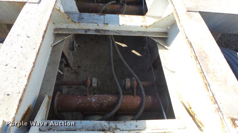 image for item DC1319 1991 Witzco Challenger RG50 lowboy equipment trailer