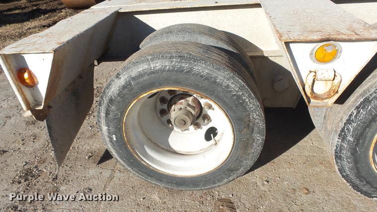 image for item DC1319 1991 Witzco Challenger RG50 lowboy equipment trailer