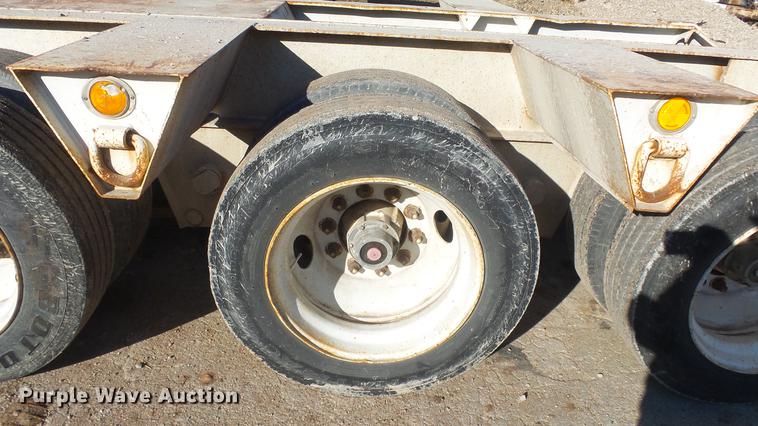 image for item DC1319 1991 Witzco Challenger RG50 lowboy equipment trailer