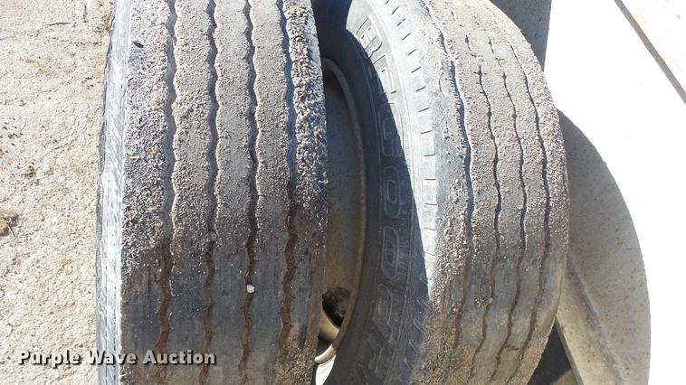 image for item DC1319 1991 Witzco Challenger RG50 lowboy equipment trailer