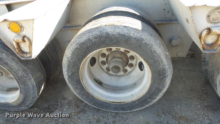 image for item DC1319 1991 Witzco Challenger RG50 lowboy equipment trailer