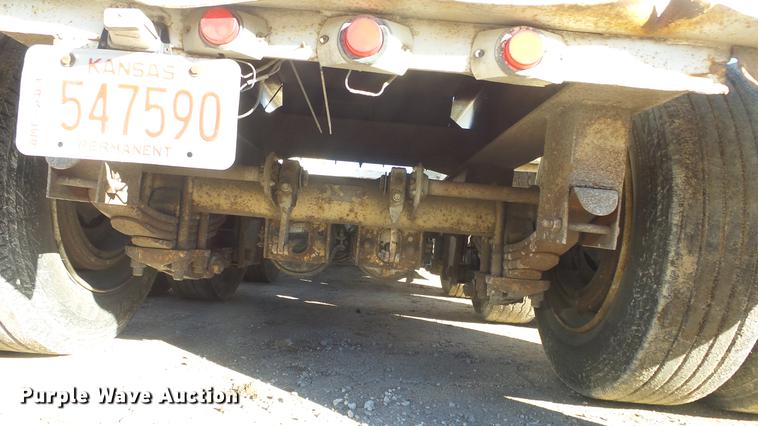 image for item DC1319 1991 Witzco Challenger RG50 lowboy equipment trailer