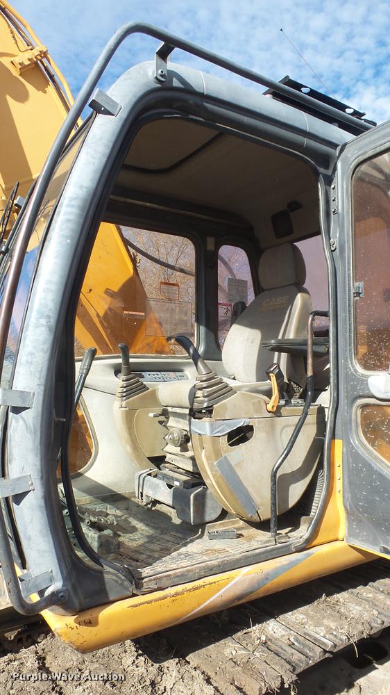 image for item DC1321 2005 Case CX160 excavator