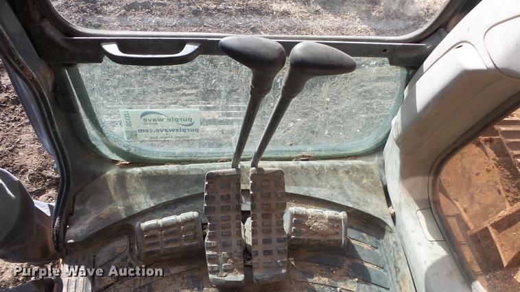 image for item DC1321 2005 Case CX160 excavator