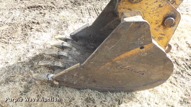 image for item DC1321 2005 Case CX160 excavator