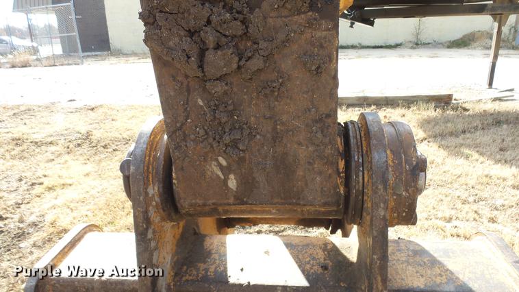 image for item DC1321 2005 Case CX160 excavator