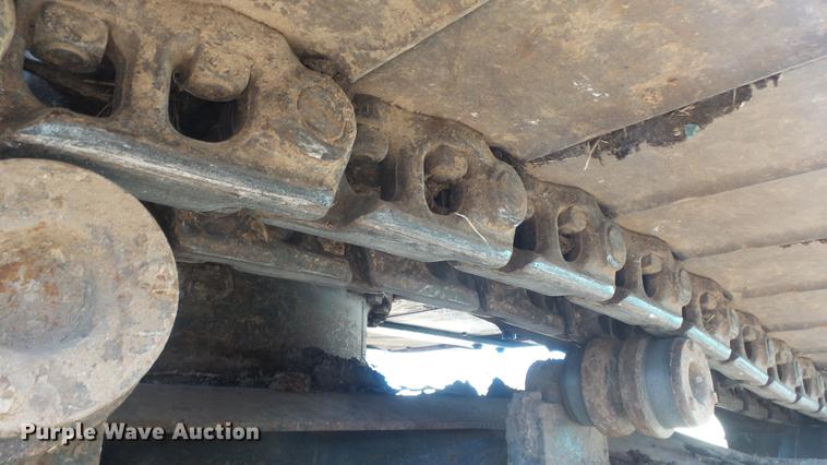 image for item DC1321 2005 Case CX160 excavator