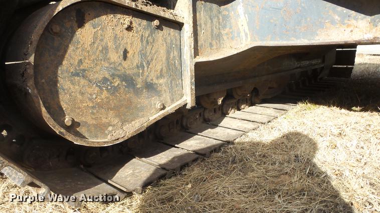 image for item DC1321 2005 Case CX160 excavator