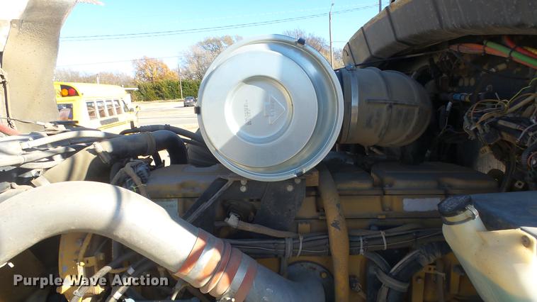 image for item DC1322 1998 Kenworth T800 semi truck