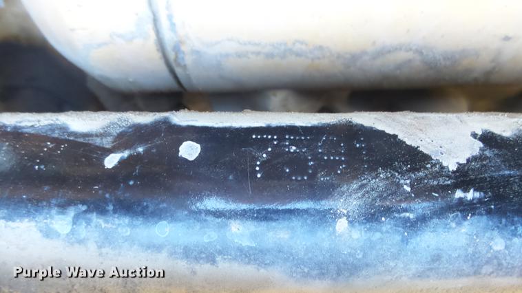 image for item DC1322 1998 Kenworth T800 semi truck