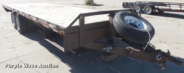 image for item DC1323 1992 Gold equipment trailer