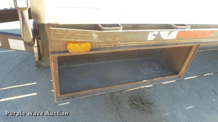 image for item DC1323 1992 Gold equipment trailer