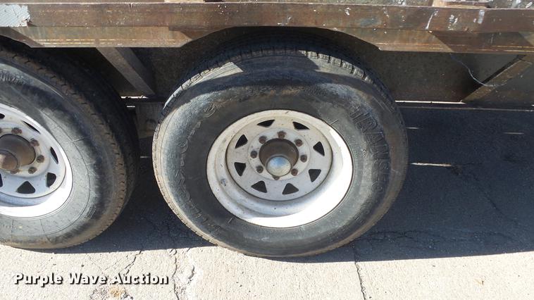 image for item DC1323 1992 Gold equipment trailer