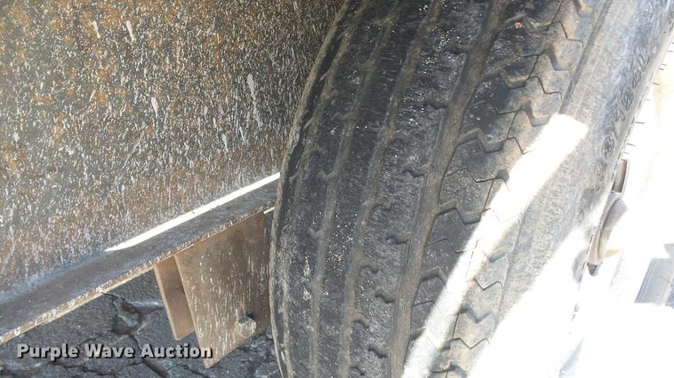 image for item DC1323 1992 Gold equipment trailer