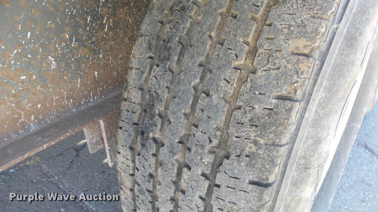 image for item DC1323 1992 Gold equipment trailer