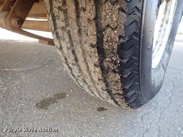 image for item DC1325 1994 Wells Cargo enclosed cargo trailer