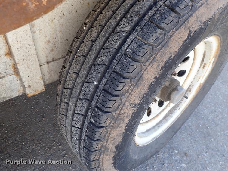 image for item DG2844 1997 Circle D enclosed cargo trailer