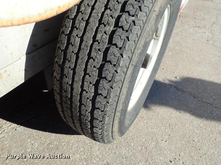 image for item DG2844 1997 Circle D enclosed cargo trailer