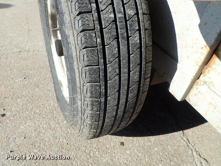 image for item DG2844 1997 Circle D enclosed cargo trailer