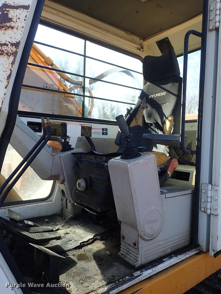 image for item DG2847 Hyundai Robex 200LC excavator