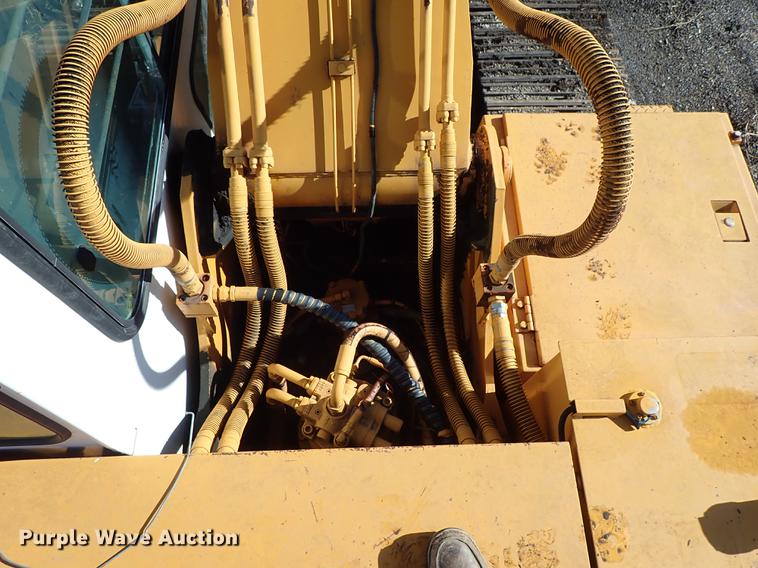 image for item DG2847 Hyundai Robex 200LC excavator