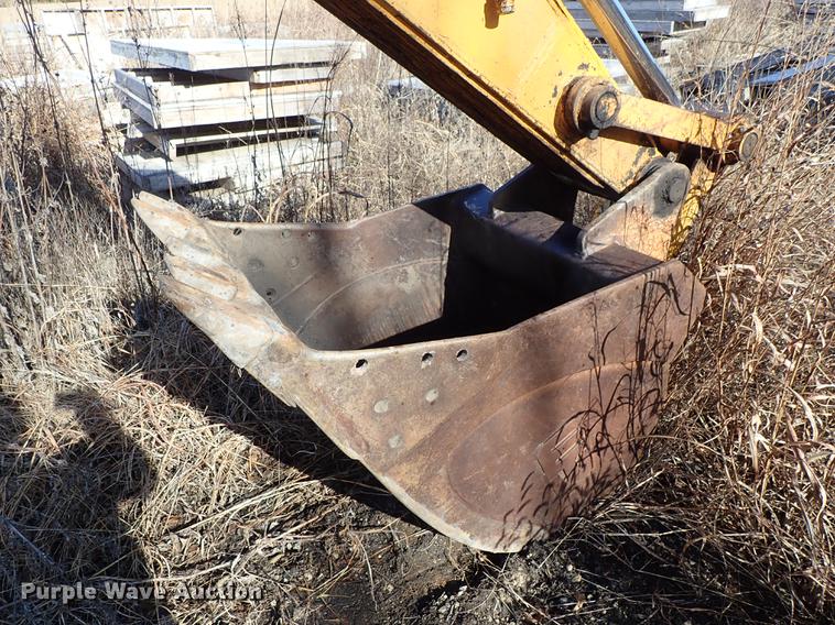 image for item DG2847 Hyundai Robex 200LC excavator