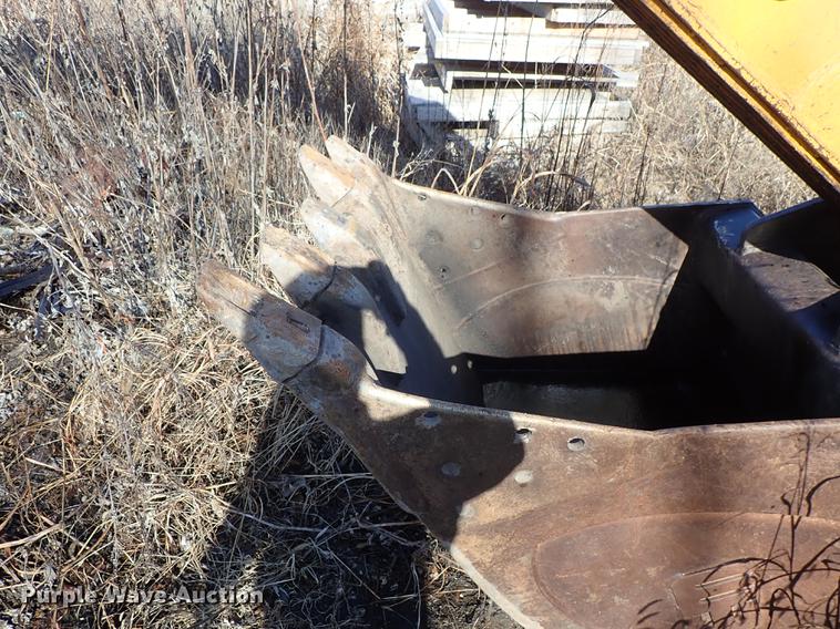 image for item DG2847 Hyundai Robex 200LC excavator