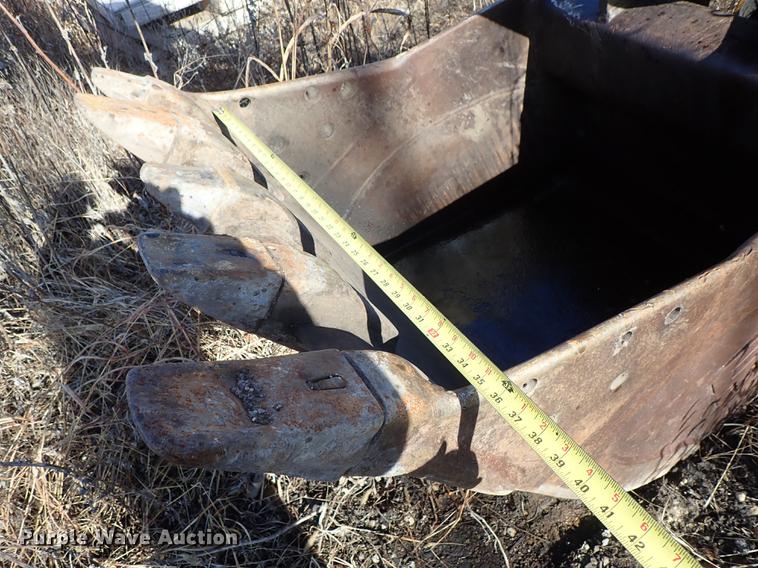 image for item DG2847 Hyundai Robex 200LC excavator